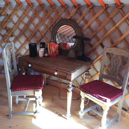 菲内斯特拉特 La Yurta Naranja酒店 外观 照片